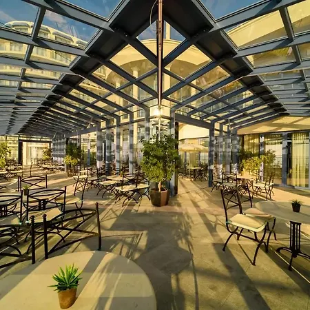 Hotel Azalia Balneo &