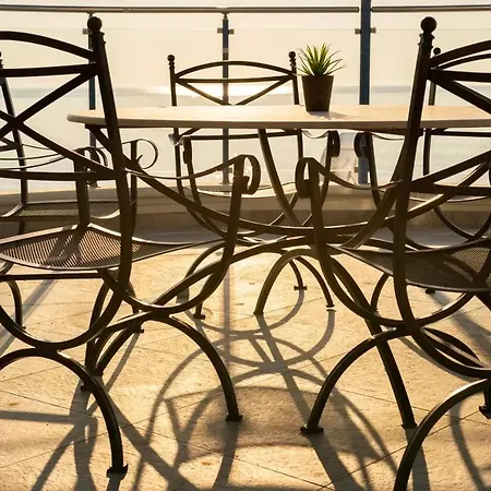 Azalia Balneo & Saints Constantine and Helena