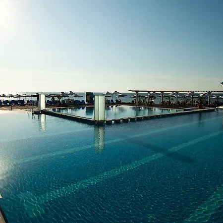 Azalia Balneo & Hotel 4*