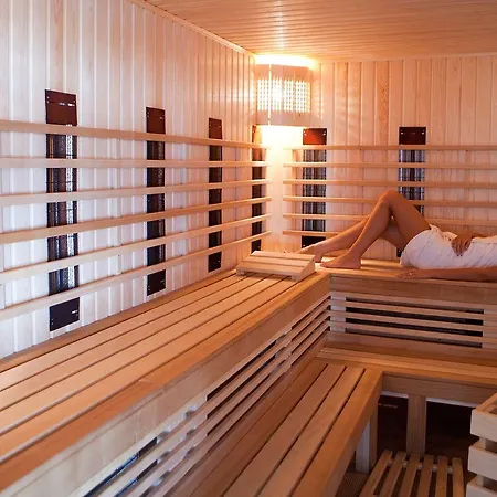 Azalia Balneo & Saints Constantine and Helena