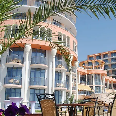 Azalia Balneo & Otel Aziz Konstantin ve Elena