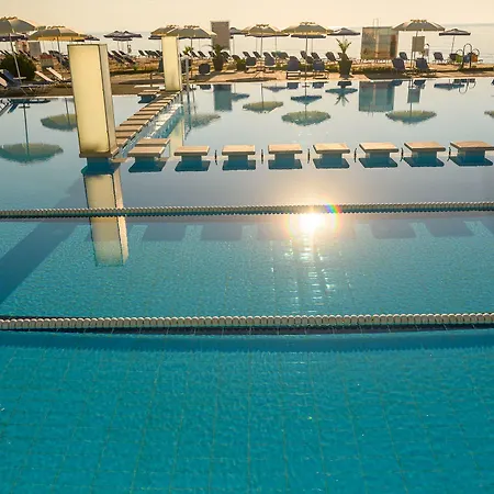 Otel Azalia Balneo & 4*