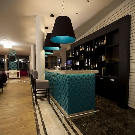 Azalia Balneo & Hotel 4*