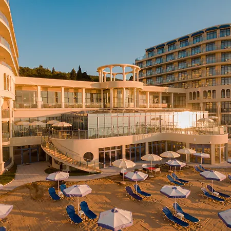 Azalia Balneo & Otel 4*