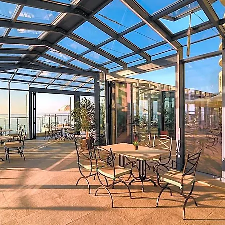 Hotel Azalia Balneo & 4*