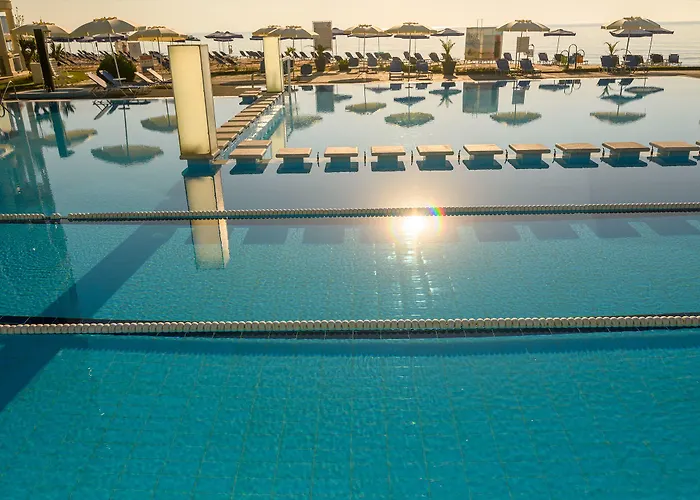 Hotel Azalia Balneo & 4*